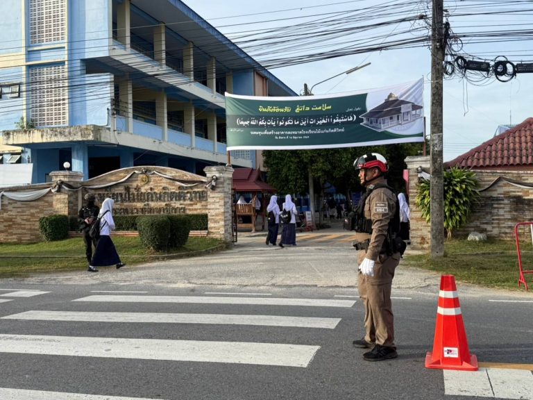 งานจราจร ร่วม ชป.ไม้แก่น 20 ชป.สารวัน อำนวยความสะดวก กิจกรรมการ แข่งขันกีฬาดาดีกาสัมพันธ์ ของ มัสยิดบ้านปลักแตน ประจำปี 2569