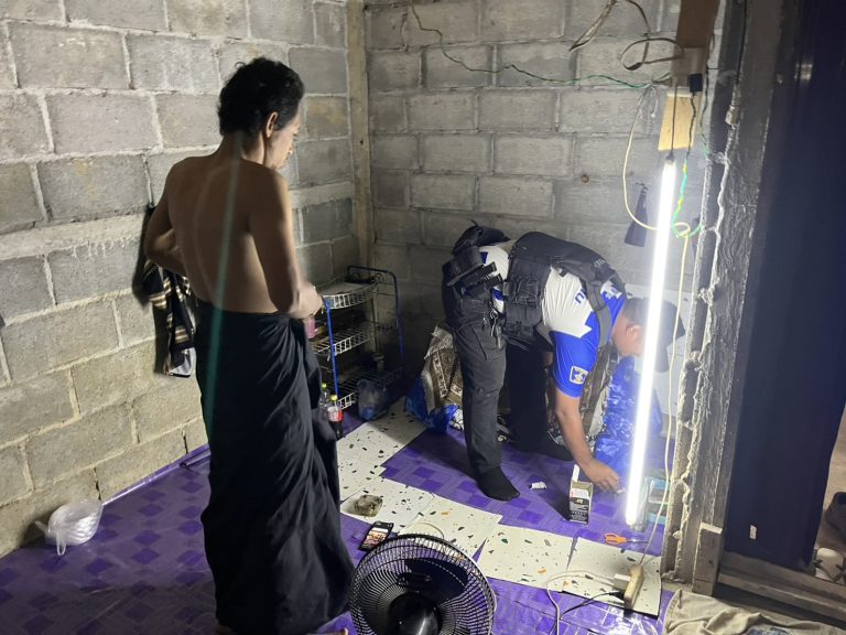 เข้าตรวจสอบพื้นที่จำกัดเสรีและแหล่งพักพิงของฝ่ายตรงข้ามบ้านไม่มีเลขที่